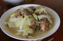炒白菜鸭肉