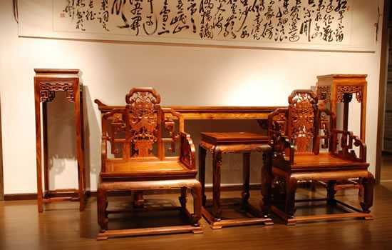 黄花梨家具