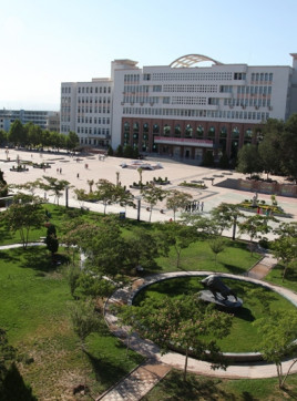 喀什师范学院