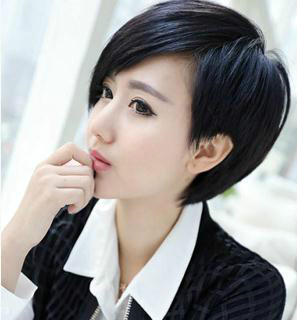 女生夏天短发发型图