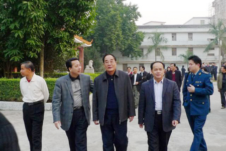 张汉平的介绍