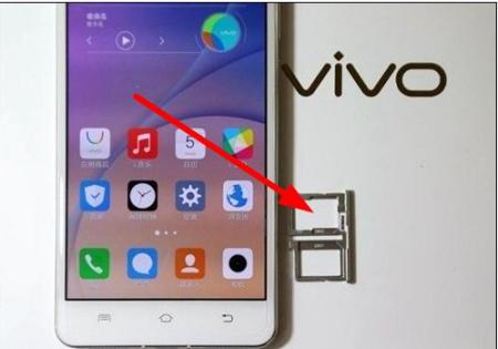 vivox5pro的内存卡怎么放