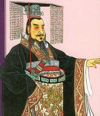嬴为增益,增加的含义,同时也为姓氏.古同"赢",获胜;古同"赢",满,有余.