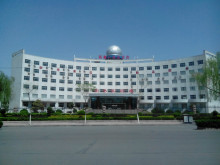 山东省新泰第一中学